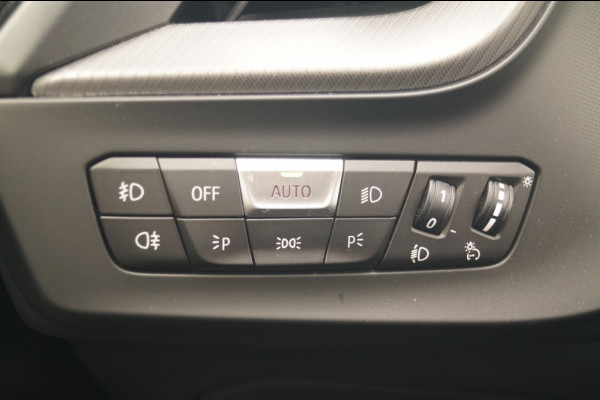 BMW 2 Serie Gran Coupé 218i Automaat Executive Luxury -LEER-PANO-ECC-PDC-