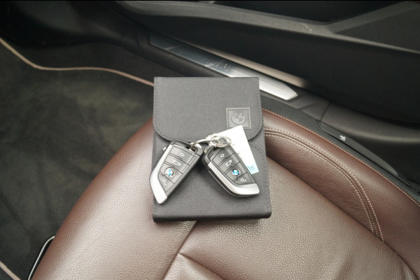 BMW 2 Serie Gran Coupé 218i Automaat Executive Luxury -LEER-PANO-ECC-PDC-