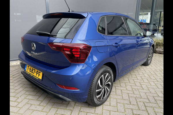 Volkswagen Polo 1.0 TSI Life Business Achteruitrijcamera - Apple carplay - Airco - Cruise control - Parkeersensoren - Bluetooth - Led verlichting - Navigatie - Radio - Licht metalen velgen 15 inch - Stoelverwarming - Start/stop systeem - Stuur leder - Stuur multifunctioneel