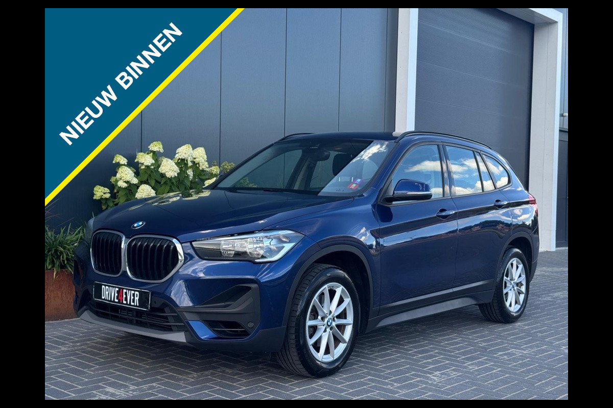 BMW X1 sDrive18i 12-2019 NAVI CLIMATE PDC TREKHAAK SPORTVELGEN