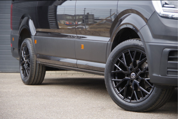 Volkswagen Crafter 35 2.0 TDI L3H3 140PK AUT. LED, TREKHAAK, BETIMMERING, STOELVERWARMING, GEVEERDE ERGO COMFORT STOEL, CAMERA, NAVI, CRUISE, AIRCO