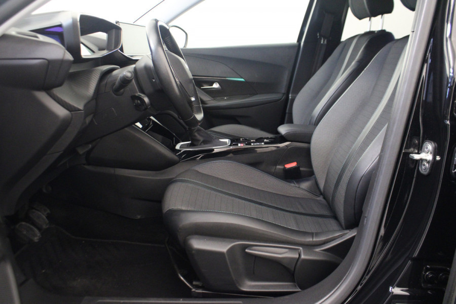 Peugeot 2008 1.2 PureTech Blue Lease Allure |Camera|Trekhaak|Navi|