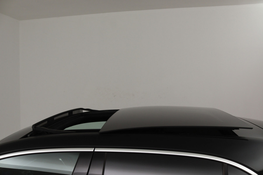 Mercedes-Benz A-Klasse 180 Business Solution Luxury (PANORAMADAK, STOELVERWARMING, SFEERVERLICHTING, ELEKTR STOELEN, NAVIGATIE)