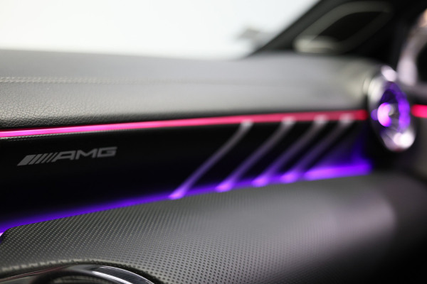 Mercedes-Benz A-Klasse AMG 35 4MATIC Premium OP DUITS KENT ! BURMESTER PANO KUIPST ''19