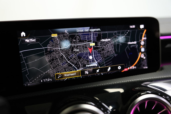 Mercedes-Benz A-Klasse AMG 35 4MATIC Premium OP DUITS KENT ! BURMESTER PANO KUIPST ''19