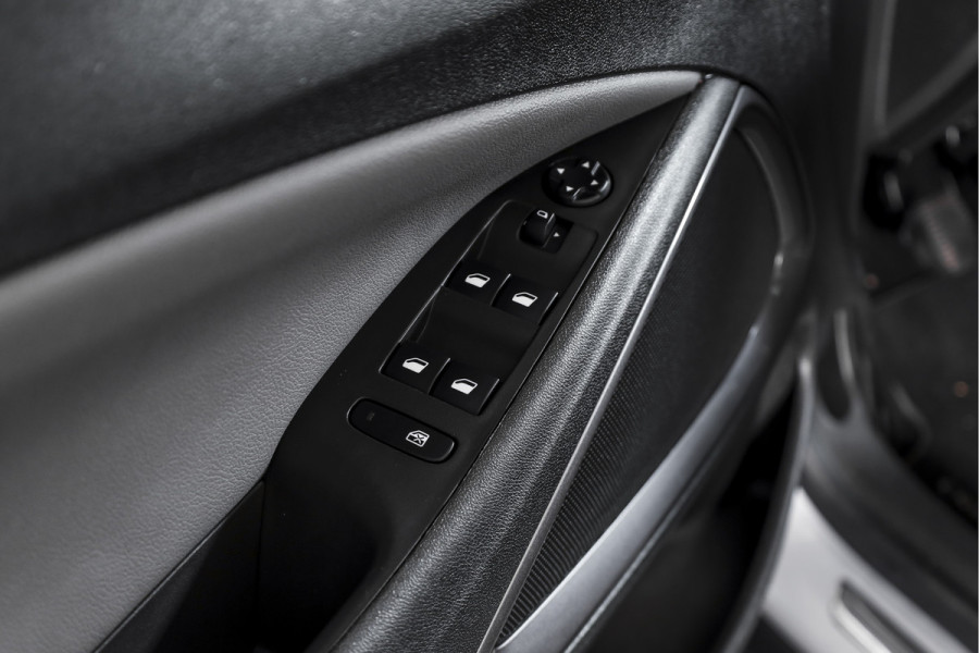 Opel Crossland X 1.2 Turbo 130 PK Innovation Org. NL. | Cruise | PDC | NAV + App. Connect | Trekhaak | LM 16" |