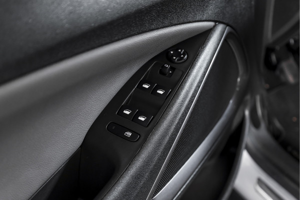 Opel Crossland X 1.2 Turbo 130 PK Innovation Org. NL. | Cruise | PDC | NAV + App. Connect | Trekhaak | LM 16" |