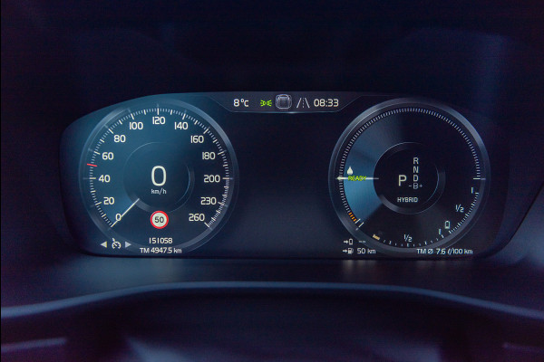 Volvo XC40 T5 Aut. Plug-in Hybrid R-Design CC Parkassist 262pk