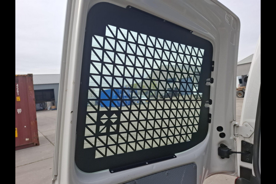 Volkswagen Transporter 2.0 TDI L1H1 Trendline AIRCO / CRUISE CONTROLE / TREKHAAK / EURO 6