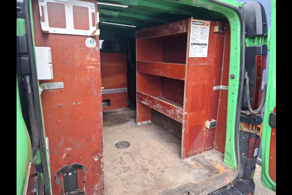 Renault Trafic 1.6 dCi T29 L2H1 Comfort Energy AIRCO / CRUISE CONTROLE / NAVI / TREKHAAK / EURO 6 / CAMERA