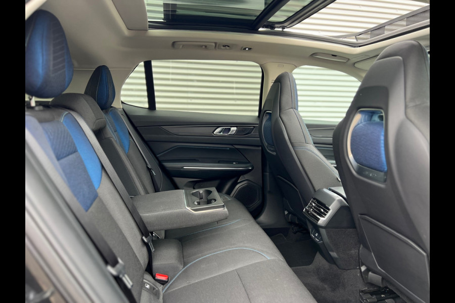 Lynk & Co 01 1.5 BLACK | PANO | NAVI | CAMERA | CARPLAY | INRUIL MOGELIJK