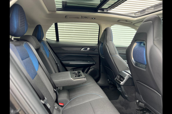 Lynk & Co 01 1.5 BLACK | PANO | NAVI | CAMERA | CARPLAY | INRUIL MOGELIJK