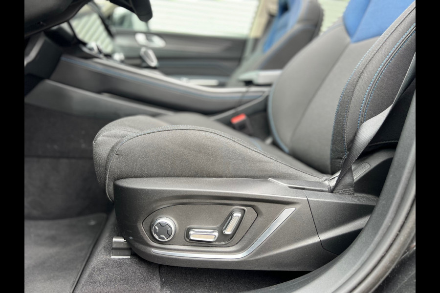 Lynk & Co 01 1.5 BLACK | PANO | NAVI | CAMERA | CARPLAY | INRUIL MOGELIJK