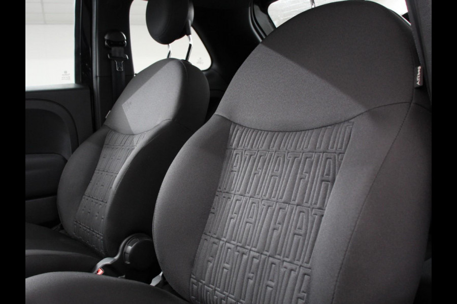 Fiat 500 1.0 Hybrid Vita Comfort | Climate Control | Dab | Digitale Cockpit | Parkeer sensoren | Radio
