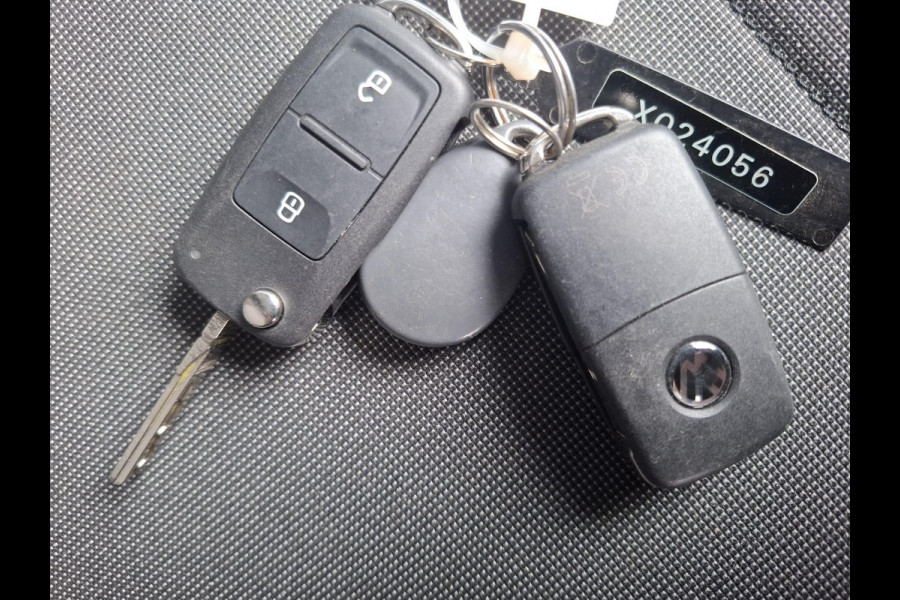 Volkswagen Transporter 2.0 TDI L1H1 Trendline AIRCO / CRUISE CONTROLE / TREKHAAK / EURO 6