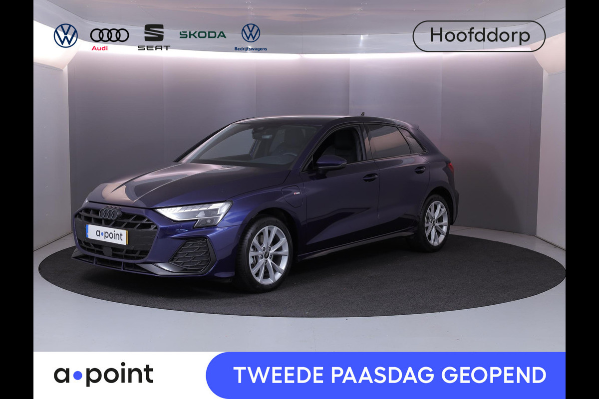 Audi A3 Sportback 40 TFSI e S edition 204 pk S-tronic | Verlengde garantie | Navigatie | Parkeersensoren (Park assist) | Achteruitrijcamera | Stoelverwarming | S-Line |