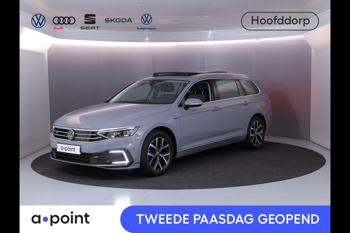 Volkswagen Passat Variant 1.4 TSI PHEV GTE Business 218 pk Automaat (DSG) | Navigatie | Panoramadak | Parkeersensoren (Park assist) | Rondomzicht camera | Stoelverwarming v/a |