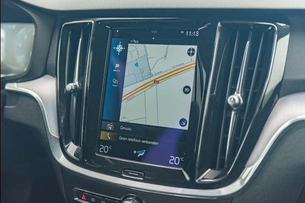 Volvo V60 B3 Aut. Momentum ACC Trekhaak Parkeercamera 164pk