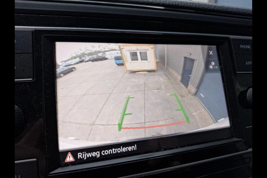 Volkswagen Crafter 35 2.0 TDI L3H3 AIRCO / CRUISE CONTROLE / CARPLAY / CAMERA / TREKHAAK