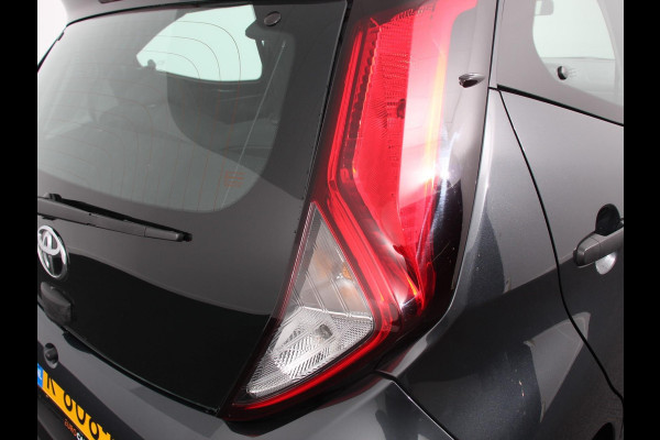Toyota Aygo 1.0 VVT-i x-fun | Airco | Bluetooth | Led | Electrisch pakket | 5 deurs