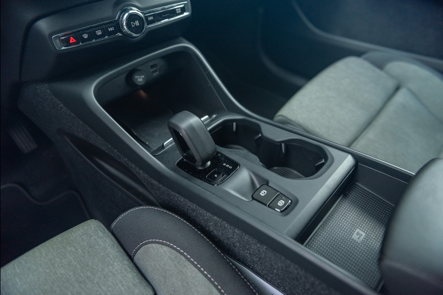 Volvo XC40 T4 Aut. Plug-in Hybrid ACC Parkeercamera 211pk