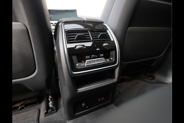 BMW X5 50e xDrive | Pano - Trekhaak - Massage