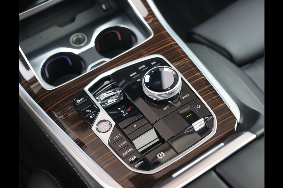 BMW X5 50e xDrive | Pano - Trekhaak - Massage