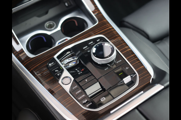 BMW X5 50e xDrive | Pano - Trekhaak - Massage