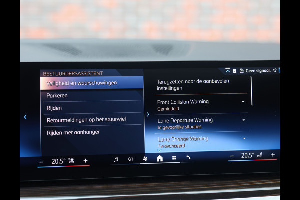 BMW X5 50e xDrive | Pano - Trekhaak - Massage