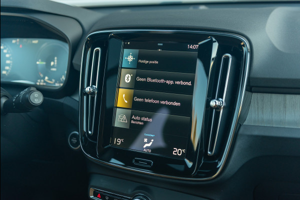 Volvo XC40 T5 Aut. Plug-in Hybrid Ultimate Bright Leder Parkeercamera 262pk