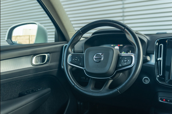 Volvo XC40 T5 Aut. Plug-in Hybrid Inscription Parkassist 262pk