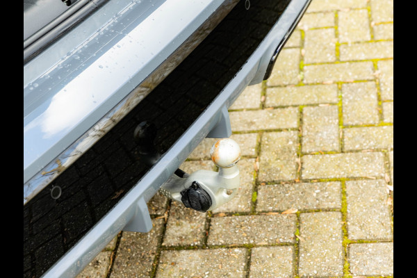 BMW X1 xDrive25e M-Sport - Pano - Trekhaak - Driving Ass Prof - Head-up