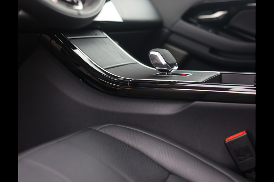 Land Rover Range Rover Evoque P270e Autobiography | Pano - Meridian - 3D camera