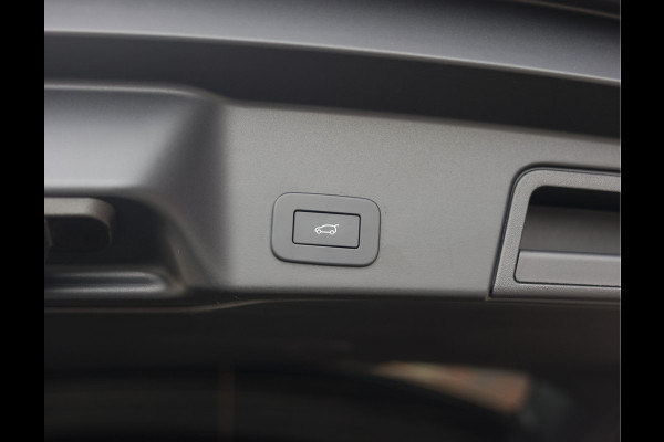 Land Rover Range Rover Evoque P270e Autobiography | Pano - Meridian - 3D camera