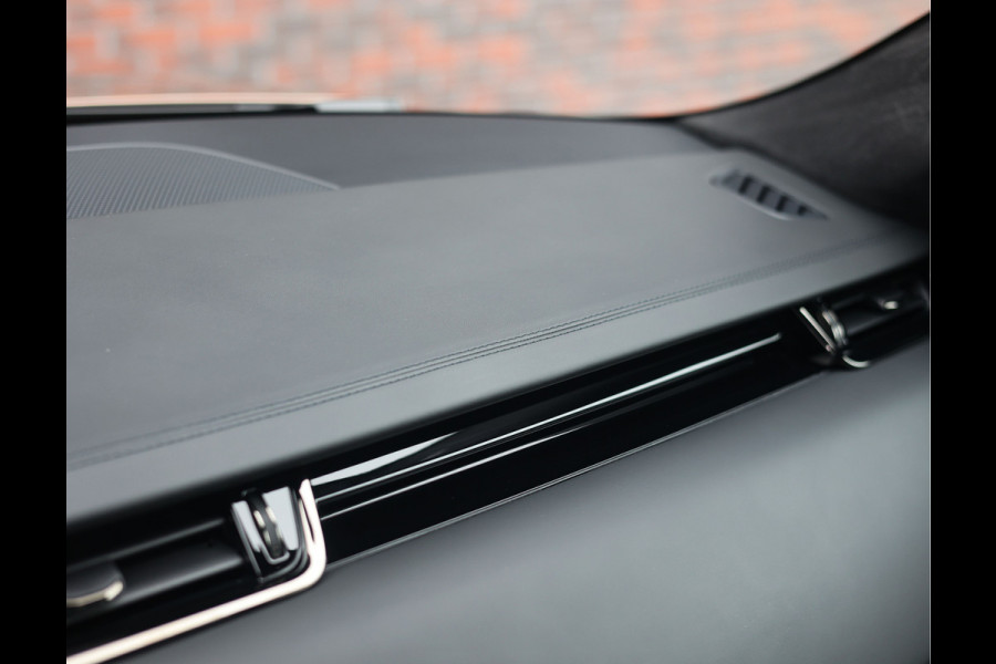 Land Rover Range Rover Evoque P270e Autobiography | Pano - Meridian - 3D camera