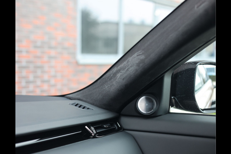 Land Rover Range Rover Evoque P270e Autobiography | Pano - Meridian - 3D camera