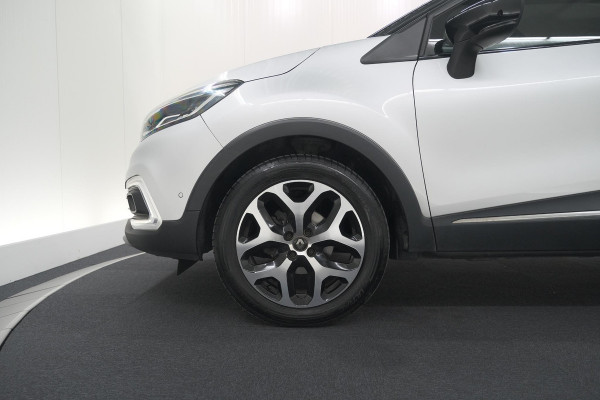 Renault Captur TCe 90 Intens | Camera | Dodehoekdetectie | Navigatie | Parkeersensoren