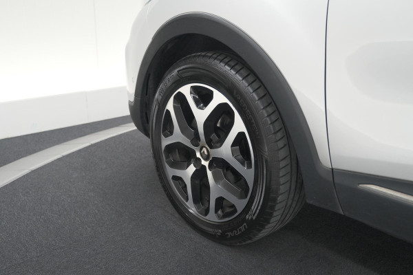 Renault Captur TCe 90 Intens | Camera | Dodehoekdetectie | Navigatie | Parkeersensoren