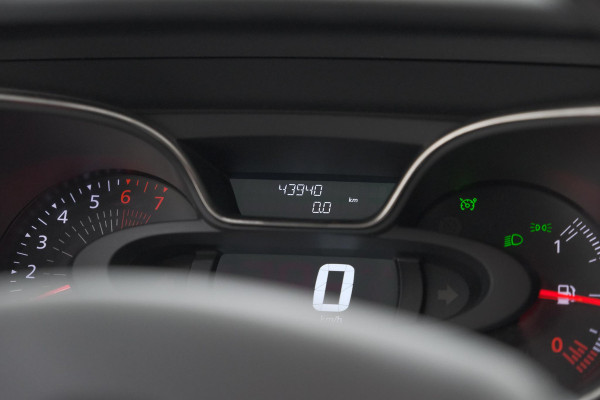 Renault Captur TCe 90 Intens | Camera | Dodehoekdetectie | Navigatie | Parkeersensoren