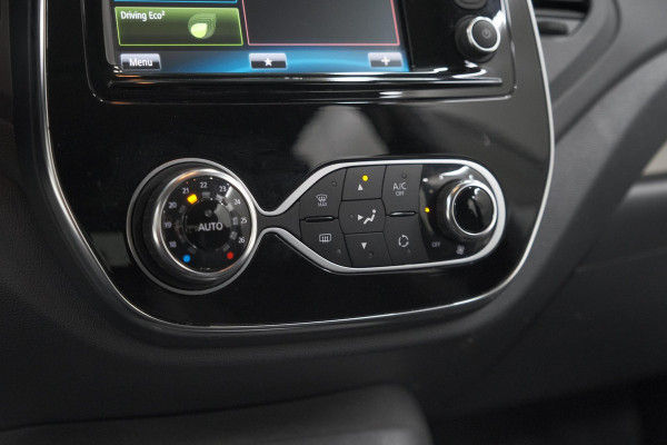 Renault Captur TCe 90 Intens | Camera | Dodehoekdetectie | Navigatie | Parkeersensoren