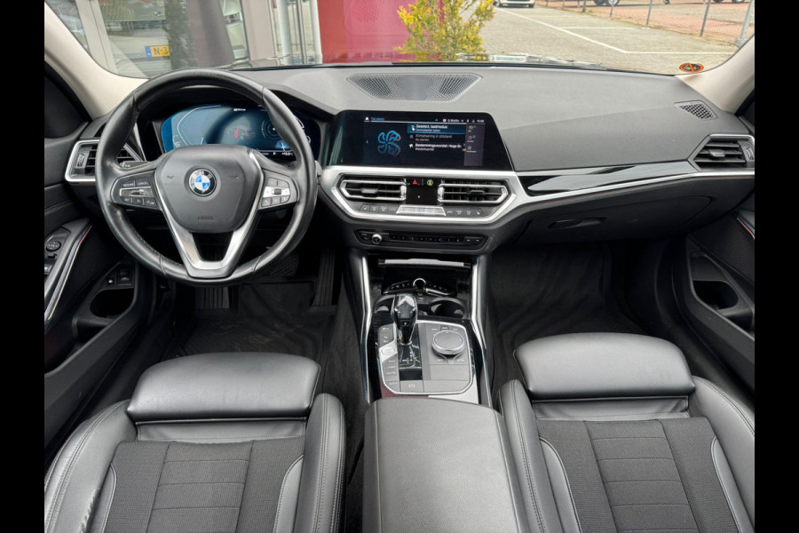 BMW 3 Serie Touring 330e High Executive