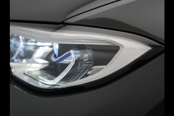 BMW 3 Serie Touring 330e M Sport PHEV 293pk Dealer O.H. | Trekhaak Af Fabriek | Head Up | Adaptive Cruise | Laser LED | Harman / Kardon | Camera | Adaptief Onderstel | Alcantara Sportstoelen Verwarmd | Keyless | Blis | Sfeerverlichting | Dravitgrau metallic | Plug In Hybrid