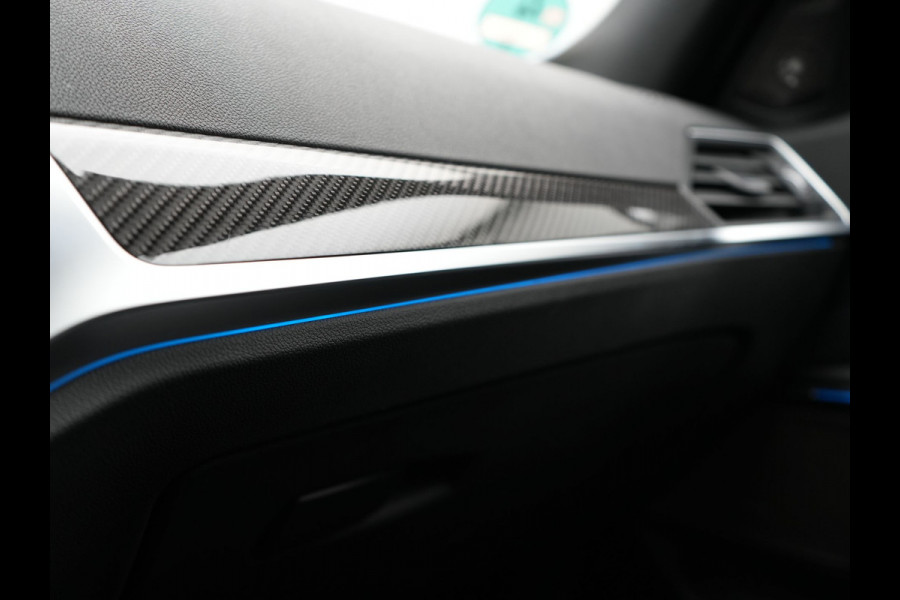 BMW 3 Serie Touring 330e M Sport PHEV 293pk Dealer O.H. | Trekhaak Af Fabriek | Head Up | Adaptive Cruise | Laser LED | Harman / Kardon | Camera | Adaptief Onderstel | Alcantara Sportstoelen Verwarmd | Keyless | Blis | Sfeerverlichting | Dravitgrau metallic | Plug In Hybrid