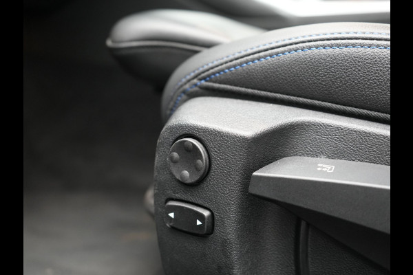 BMW 3 Serie Touring 330e M Sport PHEV 293pk Dealer O.H. | Trekhaak Af Fabriek | Head Up | Adaptive Cruise | Laser LED | Harman / Kardon | Camera | Adaptief Onderstel | Alcantara Sportstoelen Verwarmd | Keyless | Blis | Sfeerverlichting | Dravitgrau metallic | Plug In Hybrid