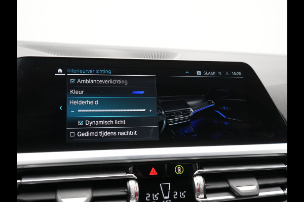 BMW 3 Serie Touring 330e M Sport PHEV 293pk Dealer O.H. | Trekhaak Af Fabriek | Head Up | Adaptive Cruise | Laser LED | Harman / Kardon | Camera | Adaptief Onderstel | Alcantara Sportstoelen Verwarmd | Keyless | Blis | Sfeerverlichting | Dravitgrau metallic | Plug In Hybrid