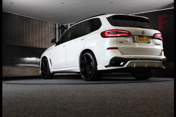 BMW X5 M50d M Line / 7 Persoons / Massage / HK / Head Up / Acc / Lane Assist / Leder / Luchtvering / Open Pano / Trekhaak / 22 Inc