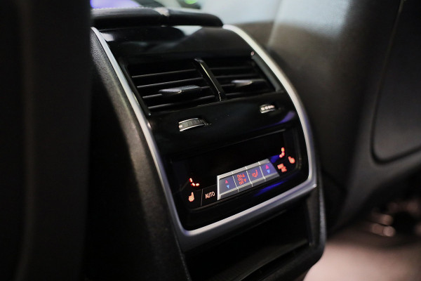 BMW X5 M50d M Line / 7 Persoons / Massage / HK / Head Up / Acc / Lane Assist / Leder / Luchtvering / Open Pano / Trekhaak / 22 Inc