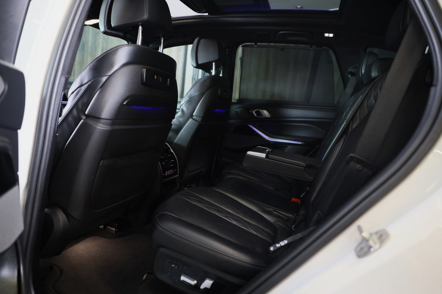 BMW X5 M50d M Line / 7 Persoons / Massage / HK / Head Up / Acc / Lane Assist / Leder / Luchtvering / Open Pano / Trekhaak / 22 Inc