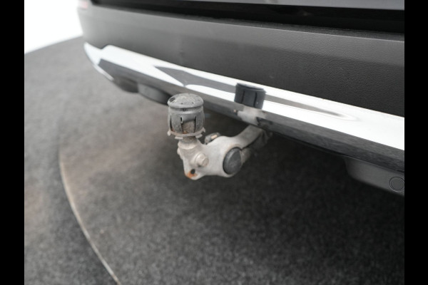 Mercedes-Benz GLC 300e 4MATIC Premium Plus PHEV 320pk Dealer O.H | Panodak | Trekhaak af Fabriek | Adaptive Cruise | Multibeam LED | 20" L.M | Apple Carplay | Sfeerverlichting | Camera | BLIS |