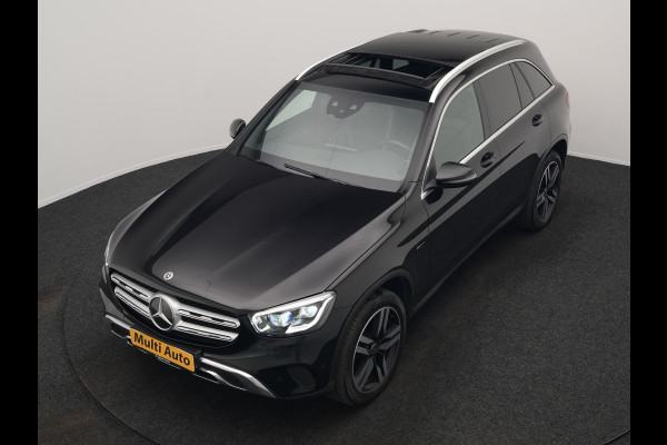 Mercedes-Benz GLC 300e 4MATIC Premium Plus PHEV 320pk Dealer O.H | Panodak | Trekhaak af Fabriek | Adaptive Cruise | Multibeam LED | 20" L.M | Apple Carplay | Sfeerverlichting | Camera | BLIS |